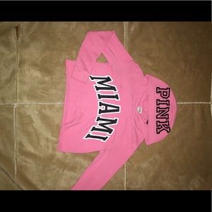 Cropped pink sweater